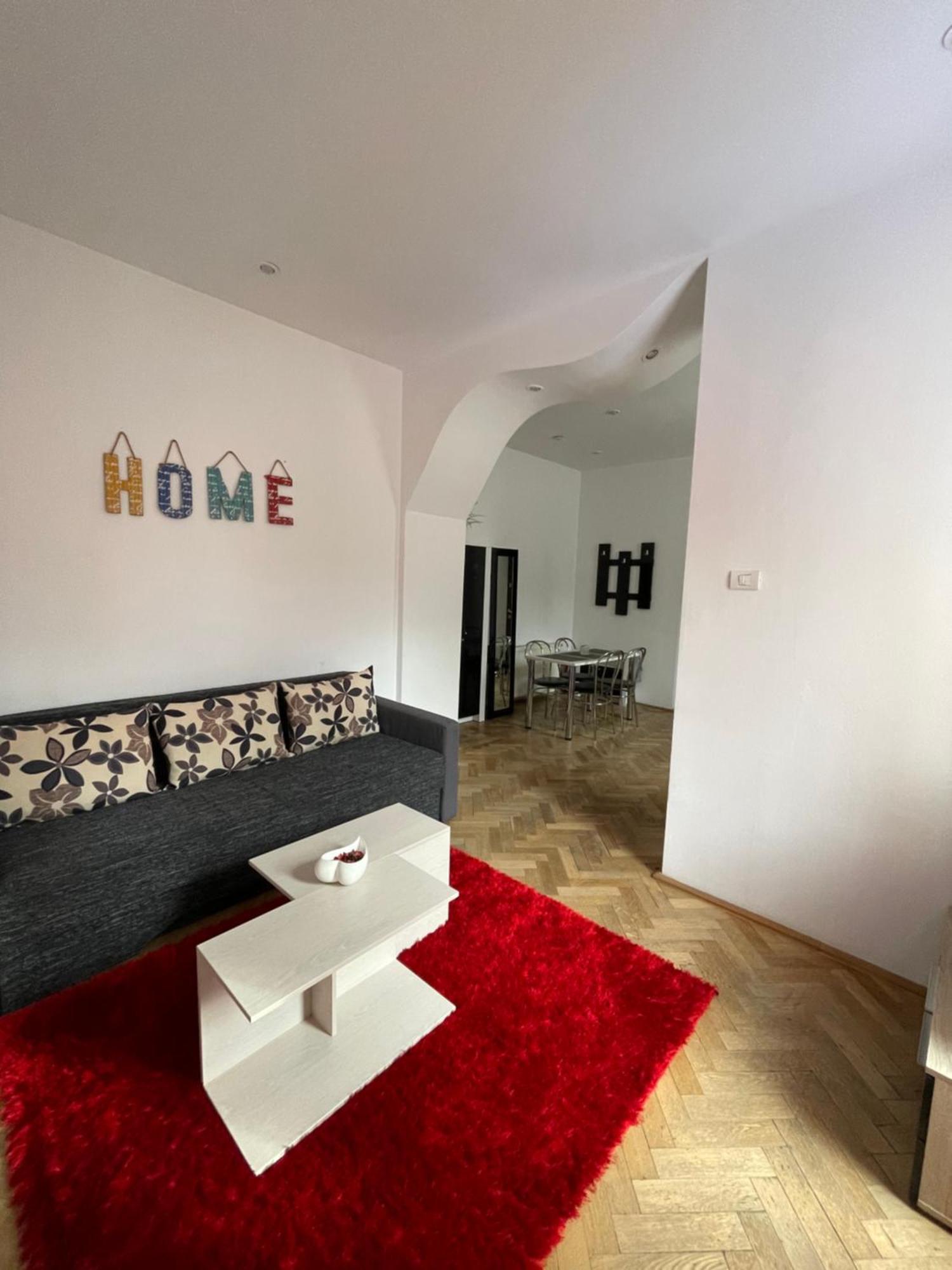 Appartamento Casa Lais Braşov Esterno foto