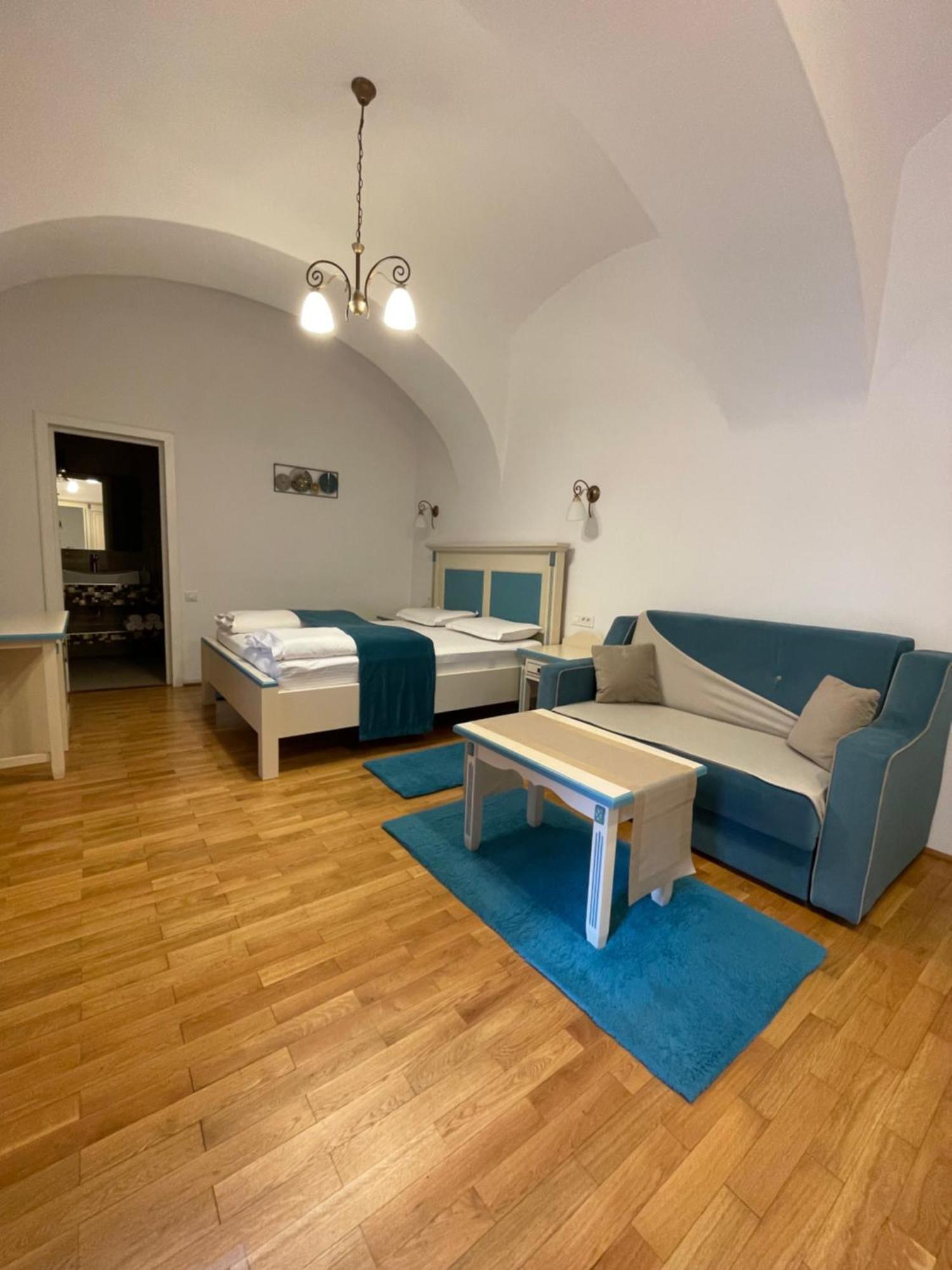 Appartamento Casa Lais Braşov Esterno foto