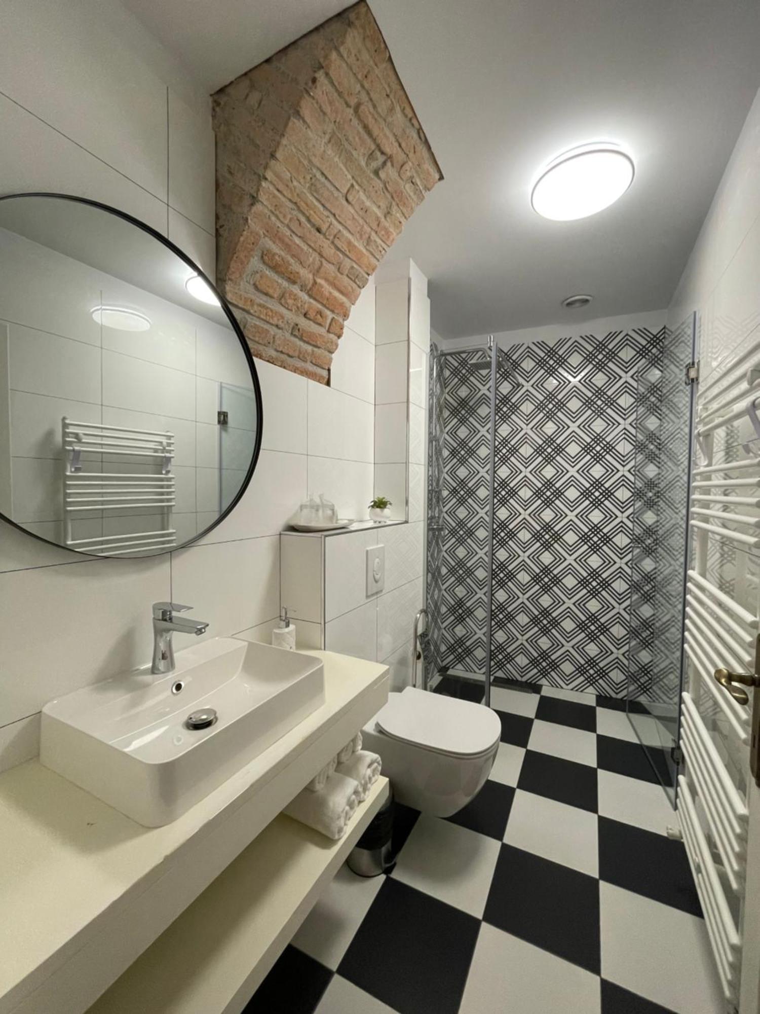 Appartamento Casa Lais Braşov Esterno foto
