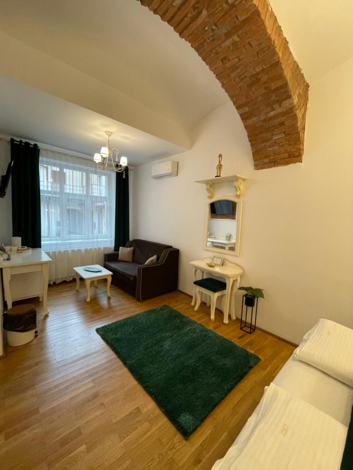 Appartamento Casa Lais Braşov Esterno foto