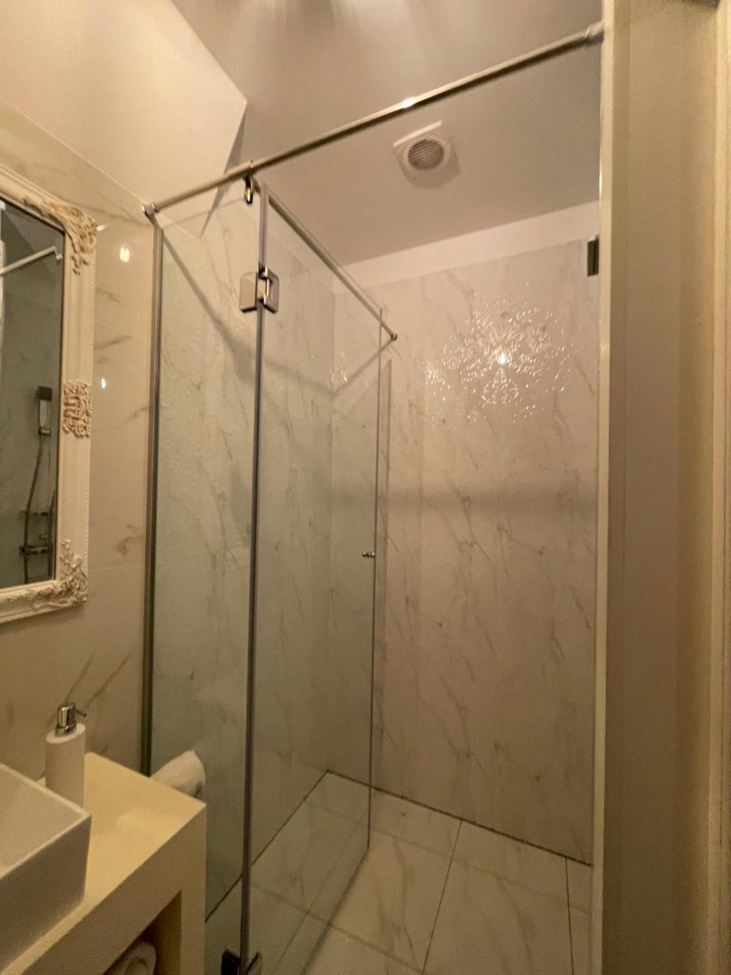 Appartamento Casa Lais Braşov Esterno foto