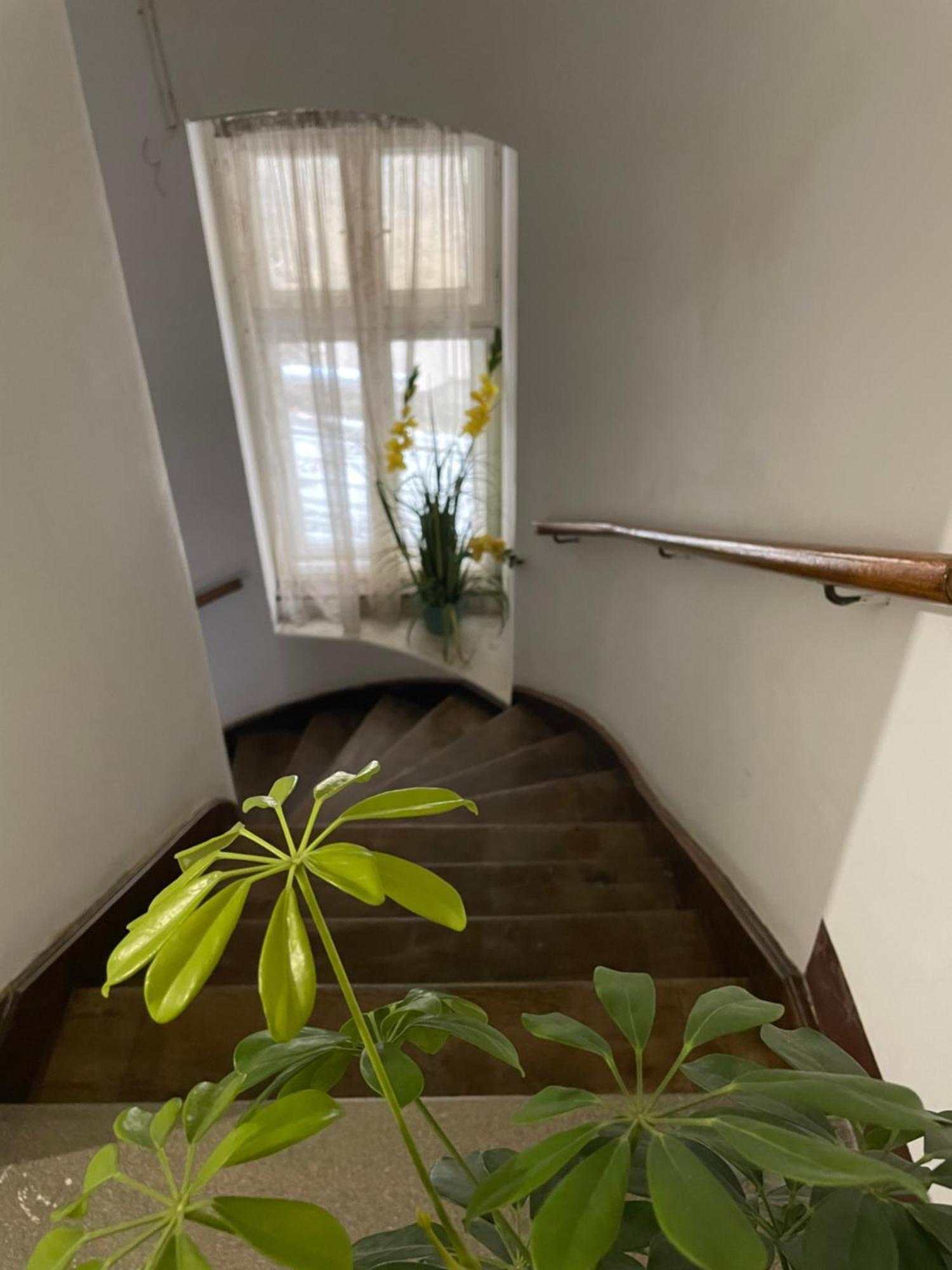 Appartamento Casa Lais Braşov Esterno foto